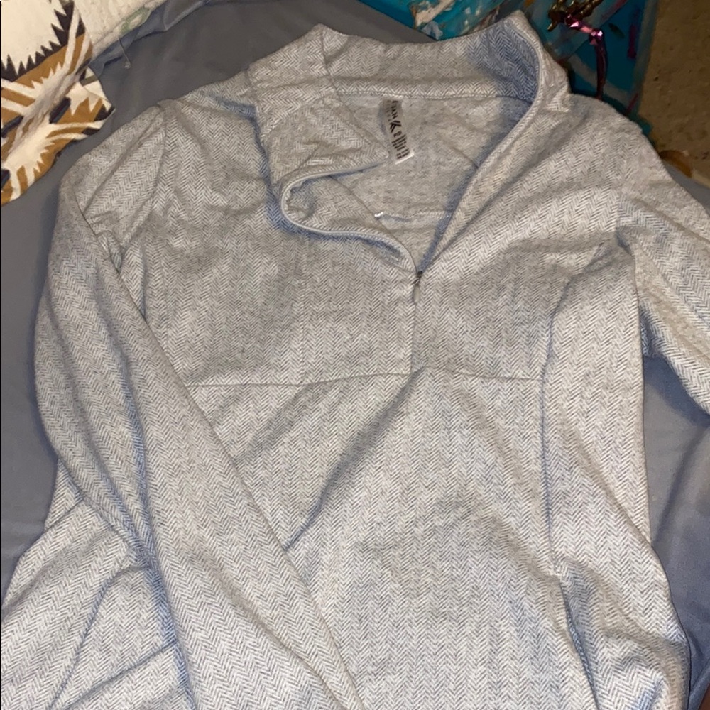Kyodan Gray Herringbone Pullover